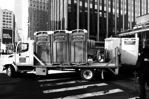 Portable Toilet Options We Offer in La Grulla, TX